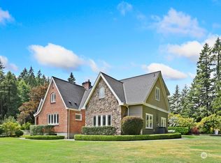 10719 Central Valley Rd NE, Poulsbo, WA 98370