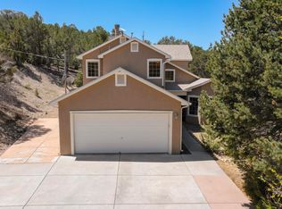 2 Tortuga Ln, Tijeras, NM 87059