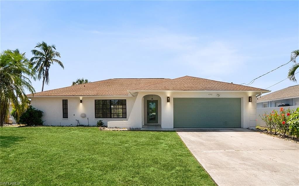 .・・.。* ᎮᏐNᎤ*。.・・. 4742 Challenger St, North Las Vegas, NV 89031 | Zillow
