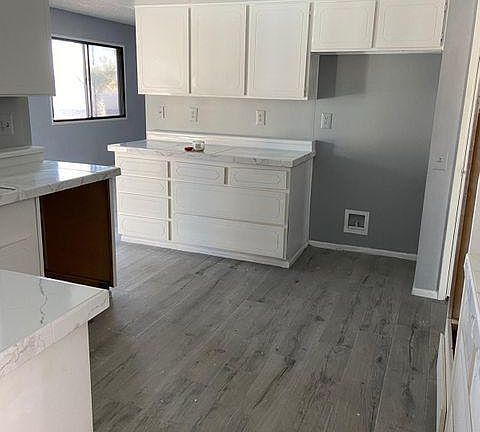 3rd image of 12319 W Rock Springs Dr