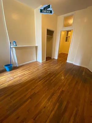 Rented by Fifth & Forever LLC | media 33