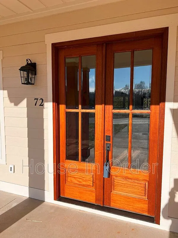 3 bed, 2.5 bath, 1521 sqft, $2,850 — Photo 2