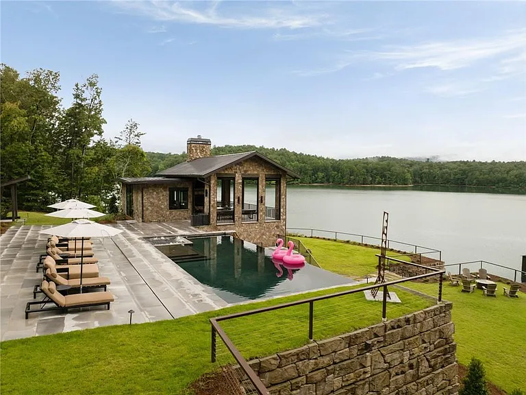 725 Rocky Point Dr — Photo 141