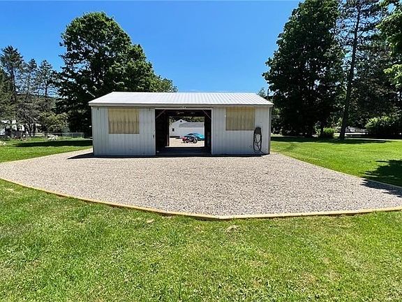 4th image of 3319 Riverside Dr