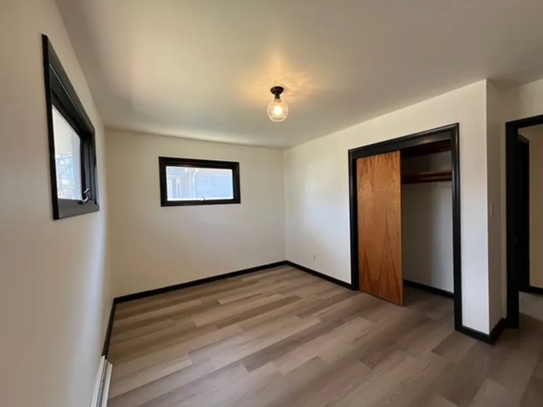 711 S Lynn St #1 — Photo 4
