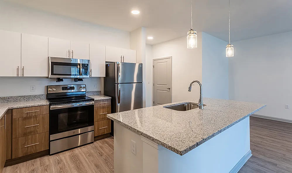 Winding Creek Apartments — Photo 1
