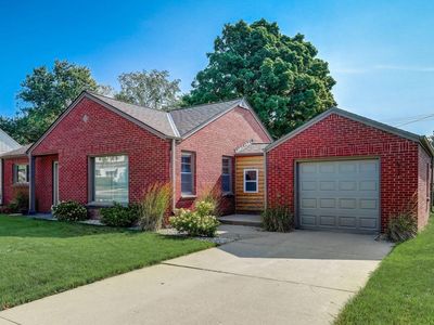 3862 South 56th STREET, Greenfield, WI, 53220