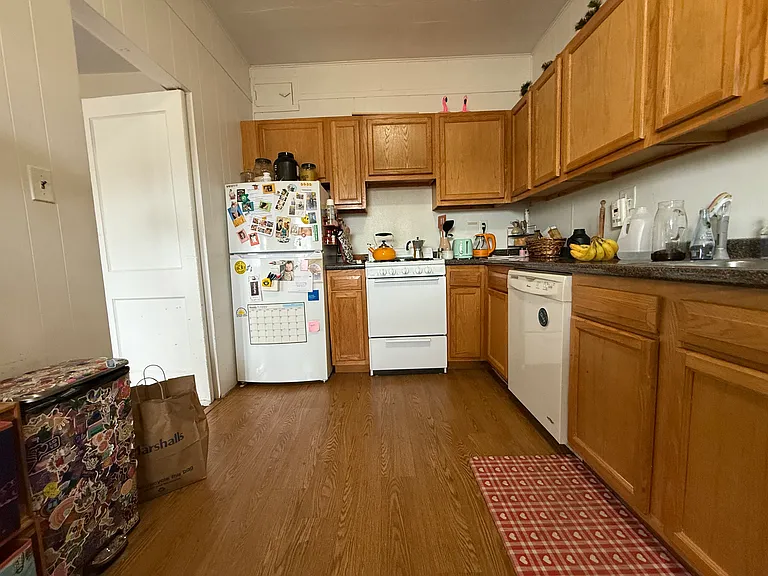 134 Englewood Ave #16 — Photo 9