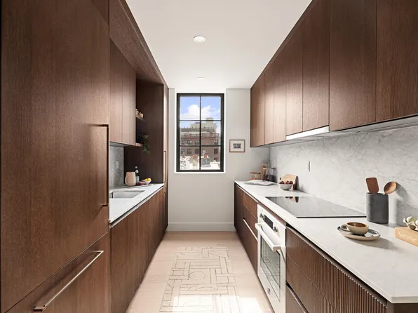 755 Washington Avenue image 5 of 13