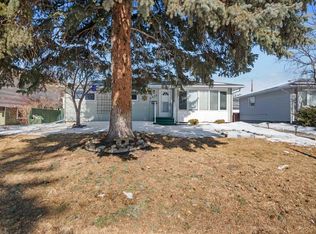 9616 S Assiniboine Rd SE, Calgary, AB T2J 0Z6