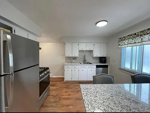 2053 Vernier Rd #1 Photo 1