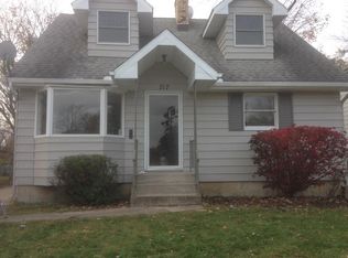717 S Twyckenham Dr, South Bend, IN 46615