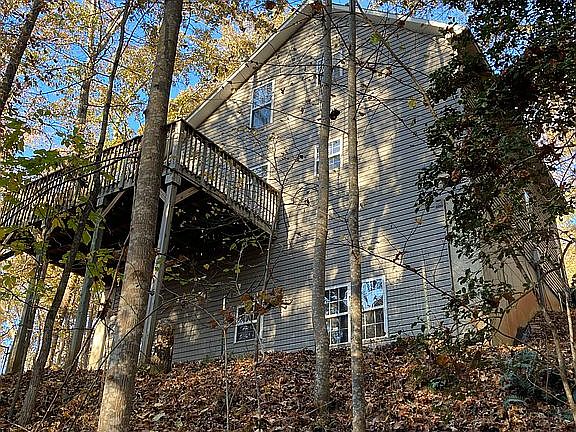 3rd image of 179 Gator Hill Dr
