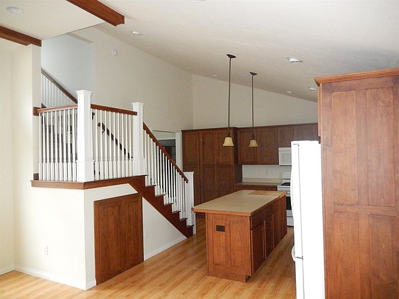 3rd image of 4797 E Bethel Ln