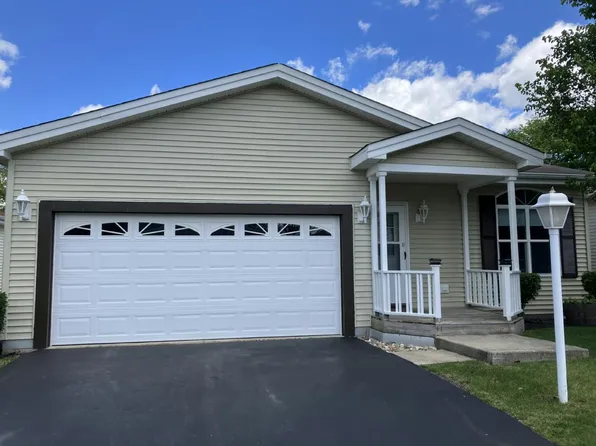 241 Rodeo Dr Lot 2211, Grayslake, IL 60030