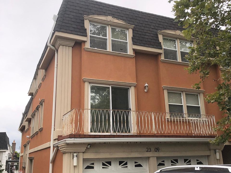 1st image of 2309 215th St #2