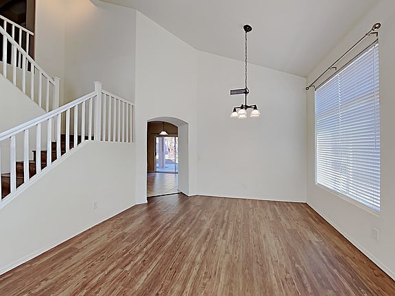 2nd image of 4524 E Peach Tree Dr