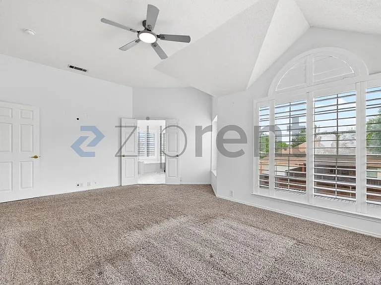 10604 Ambergate Ln — Photo 28