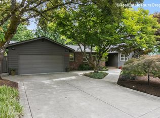 3944 SW 55th Dr, Portland, OR 97221