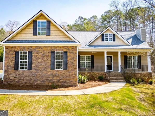 203 Central Heights Dr, Carrollton, GA 30116