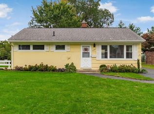 2209 Woodstock Rd, Columbus, OH 43221