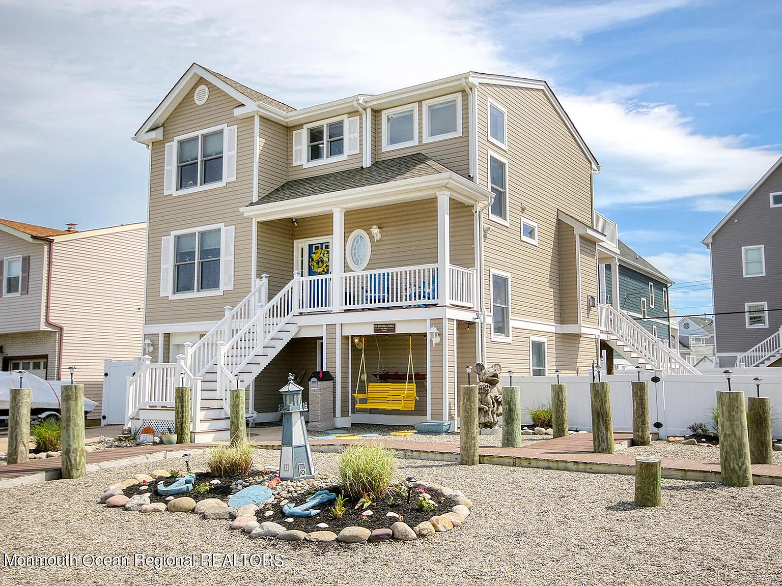 5 bed, 3.5 bath, 2132 sqft, $10,000 — Photo 1