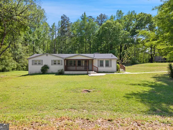 11 Swan Dr, Newnan, GA 30263