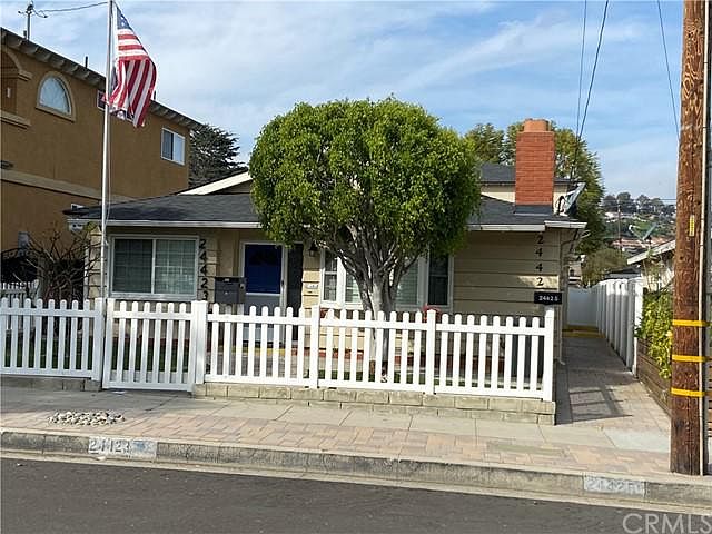 1st image of 24423 Ward St