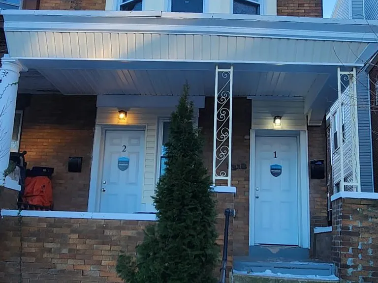 1318 W Rockland St #2 — Photo 2