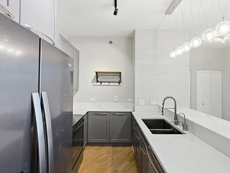 1322 S Prairie Ave #408 — Photo 23