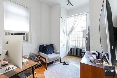 Rented by Bond New York