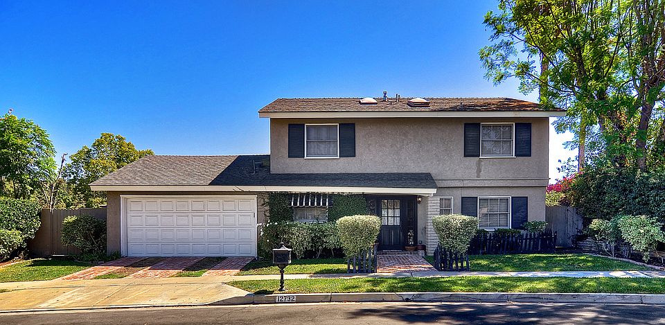 1st image of 12732 Charmaine Ln