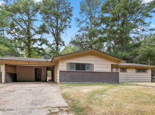 205 Melrose Dr, Jackson, MS 39211