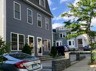 67 Clarendon Ave, Cambridge, MA 02140