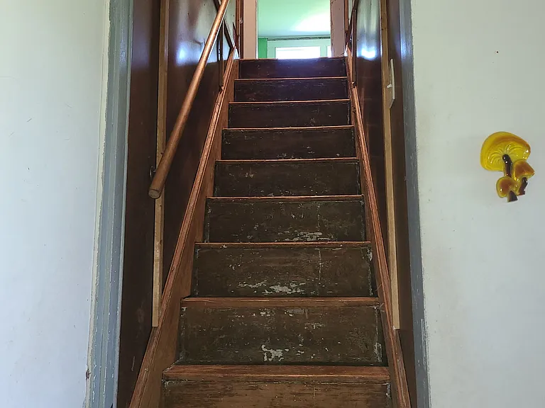 1017 W State St — Photo 8