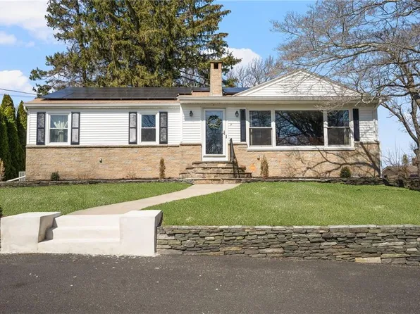 9 Heath St, Johnston, RI 02919