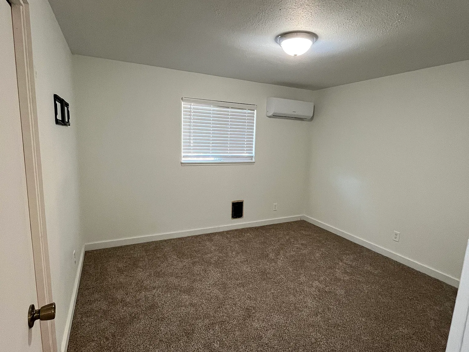 2 bed, 850 sqft, $1,500 — Photo 3