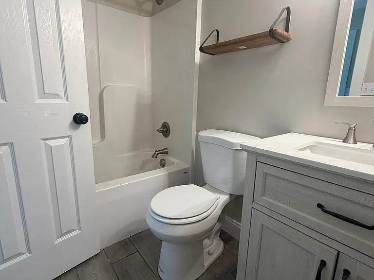 718 Confederate Ave — Photo 5
