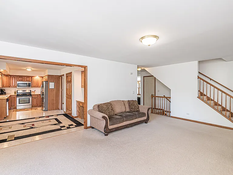 151 Spring Ave — Photo 7