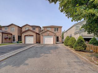 36 Chloe Cres, Markham, ON L3S 2H5