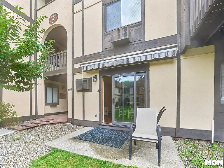 5 Loudon Dr #2 — Photo 32