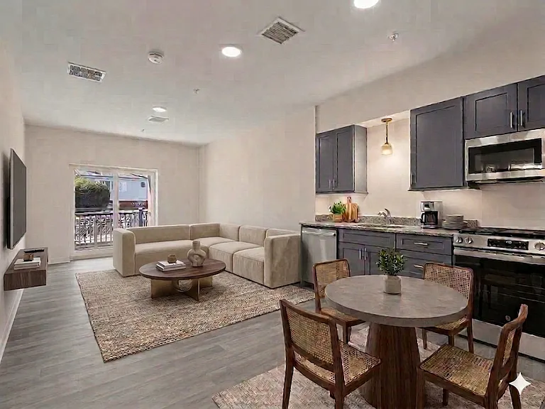 10 Franklin Ave #204 — Photo 10