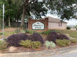 1525 Hunters Creek Dr, Cantonment, FL 32533