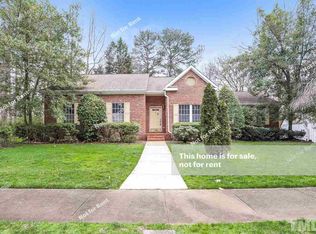 101 Rock Pointe Ln, Cary, NC 27513