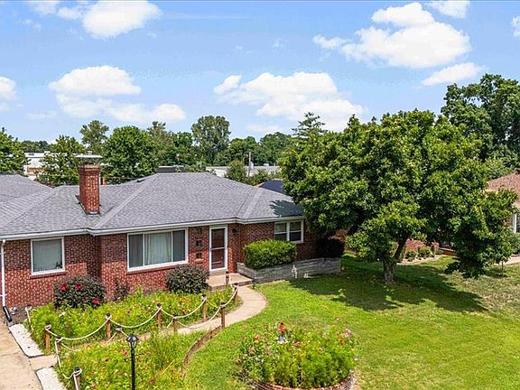2nd image of 3913 Cordes Dr