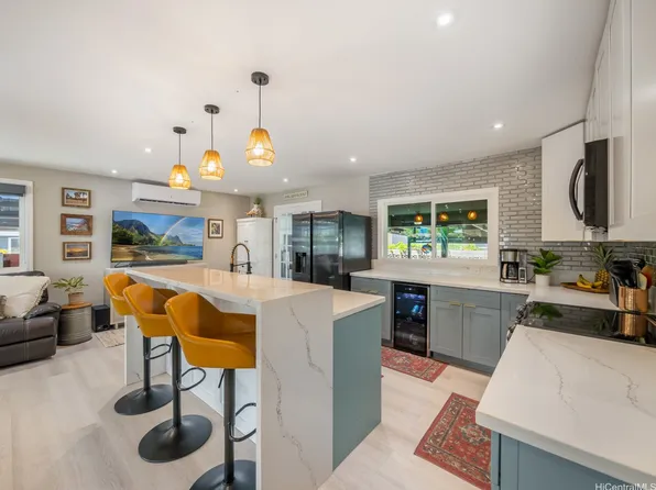 252 Kihapai St APT A, Kailua, HI 96734