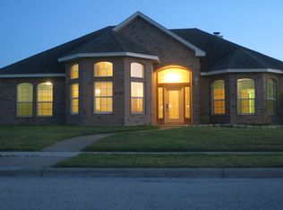 6901 Guinevere St, Corpus Christi, TX 78414
