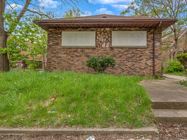 12432 S State St, Chicago, IL 60628