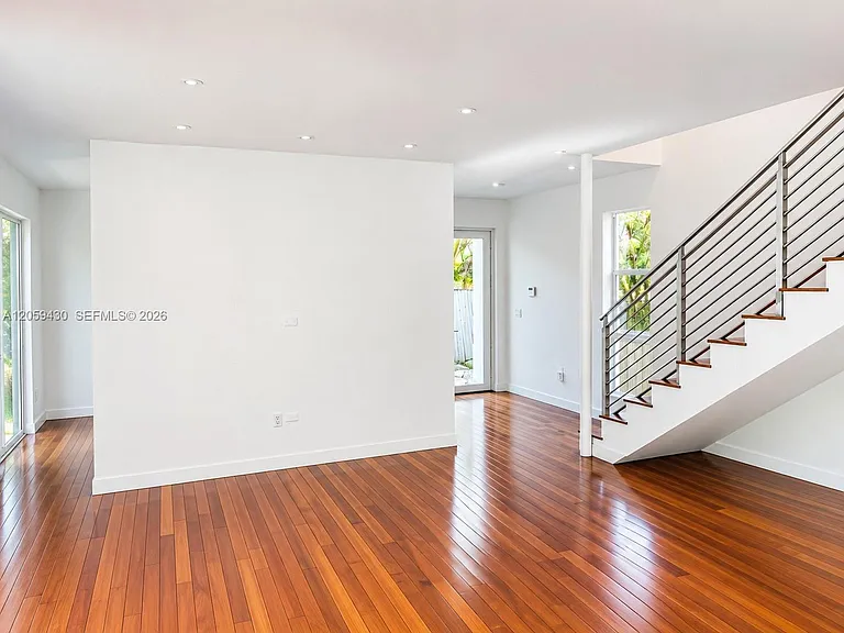 2954 Whitehead St — Photo 6