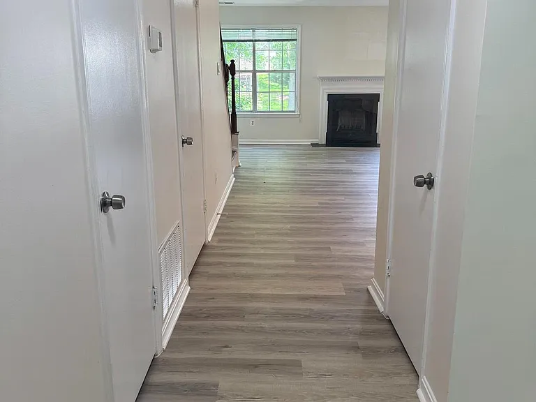 188 Crossbow Ln #243 — Photo 2